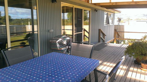 The Crays Accommodation - ACT Tourism 6