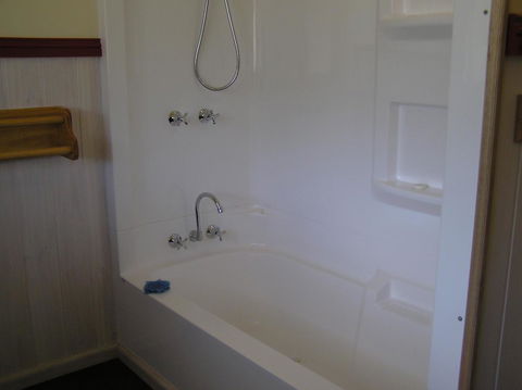 The Crays Accommodation - ACT Tourism 34
