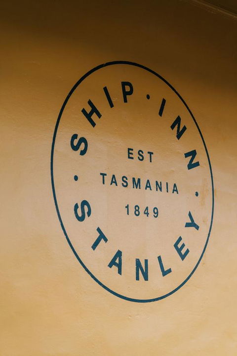 Ship Inn Stanley - ACT Tourism 25