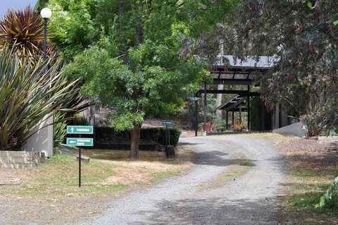 Oyster Cove Chalet - ACT Tourism 23