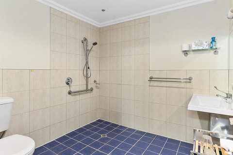 Oyster Cove Chalet - ACT Tourism 11