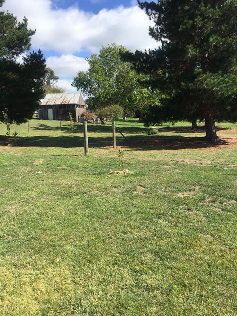 White Croft Cottage - ACT Tourism 0