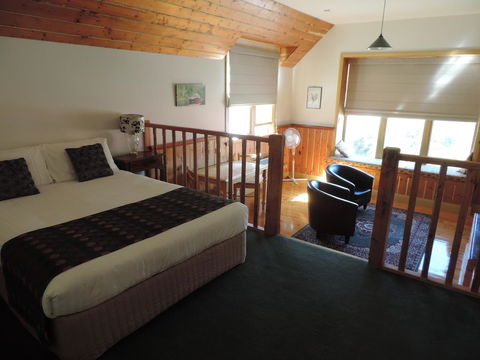 Bushman's Cafe - ACT Tourism 12