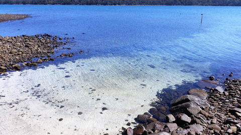 Four Seasons Waterfront Villas - ACT Tourism 21