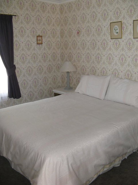 The Grove Cottages - ACT Tourism 2