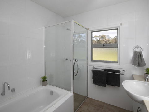 Newbury Haven - ACT Tourism 1