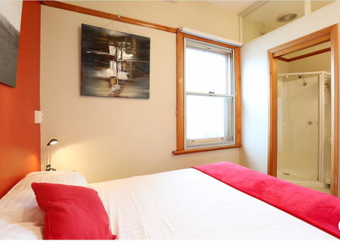 North Hobart Apartments - ACT Tourism 2