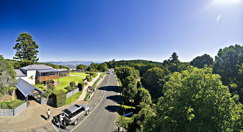 O'Reilly's Rainforest Retreat - ACT Tourism 0