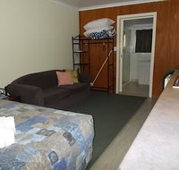 Oakridge Motel Tourist Park - ACT Tourism