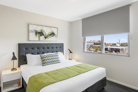 Oaks Brisbane Woolloongabba Suites - ACT Tourism 0