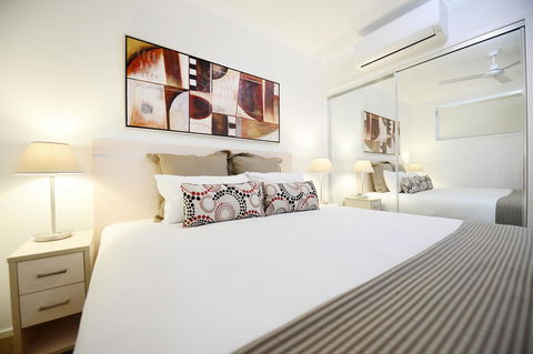 Oaks Moranbah Suites - ACT Tourism 1