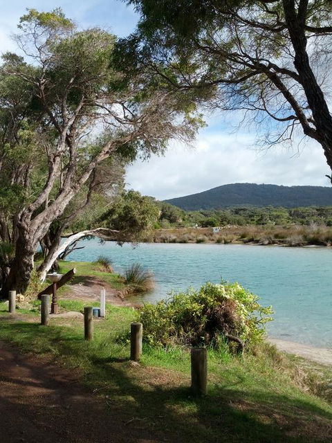 Ocean Beach Hideaway - ACT Tourism 3
