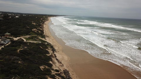 Ocean Grove Chalet - ACT Tourism 0