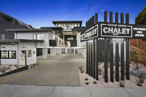 Ocean Grove Chalet - ACT Tourism 3