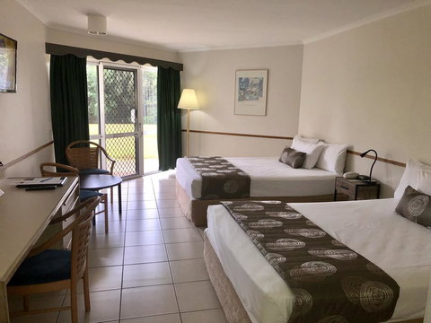 Ocean International Hotel - ACT Tourism 1