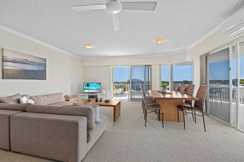 Ocean View 3 Bedroom Apartment - ACT Tourism 1