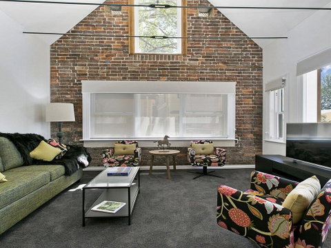 Old Bank Stables - 3 Night Weekends For Price Of 2 - ACT Tourism 3