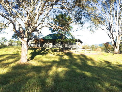 Old Schoolmaster's Cottage On The Barrington River - ACT Tourism 0