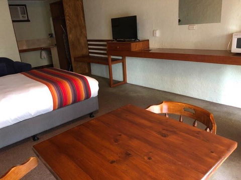Olde Horsham Motor Inn - ACT Tourism 2