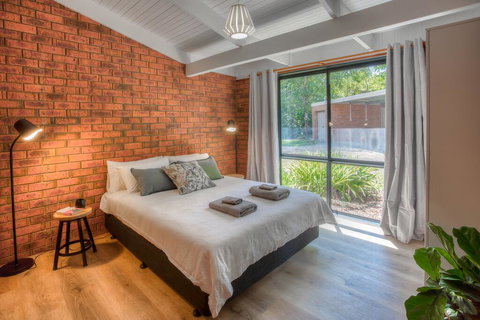 On The River, Porepunkah - Bright VIC - ACT Tourism 3