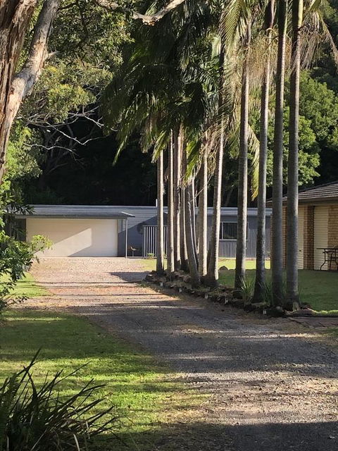 One Mile Beach Hideaway - ACT Tourism 1