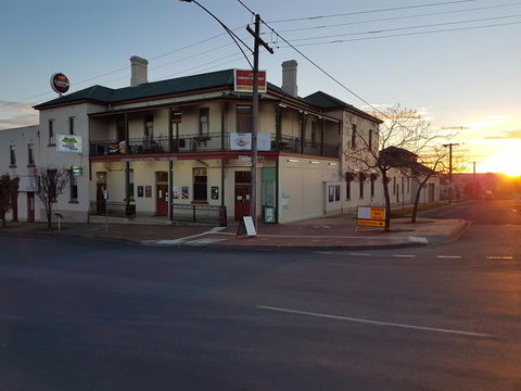 Orbost Club Hotel - ACT Tourism 0