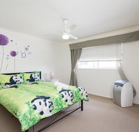 Panda Holiday -Close Mountain Ocean Pet Friendly - ACT Tourism