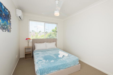 Panda Holiday -Close Mountain Ocean Pet Friendly - ACT Tourism 1
