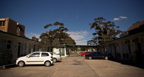 Parkville Motel - ACT Tourism 1