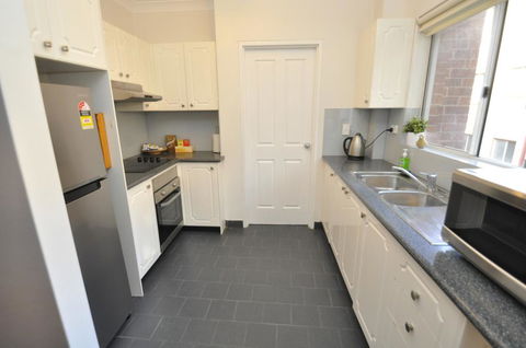 Parramatta Self-Contained Two-Bedroom Apartment (4LEN) - ACT Tourism 3