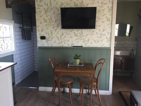 Peg Cottage - ACT Tourism 2