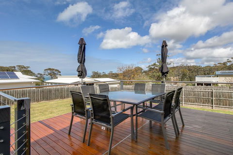 Pelican House - ACT Tourism 2