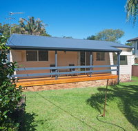 Pelican Palms - ACT Tourism