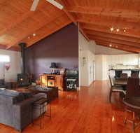 Pelican Sands Bed  Breakfast - ACT Tourism