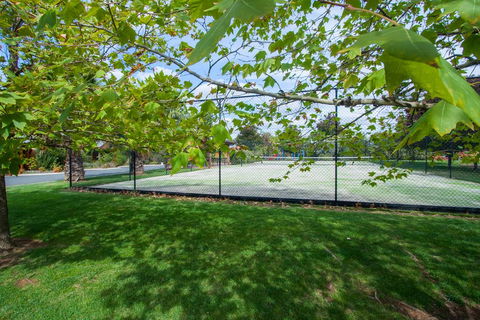 Perricoota Vines Retreat - ACT Tourism 3
