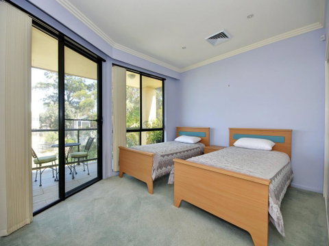 Pet Friendly Boulevarde On Boulevarde - ACT Tourism 2
