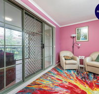 Pet Friendly Home - Pool  Parking - Tennis Court - ACT Tourism