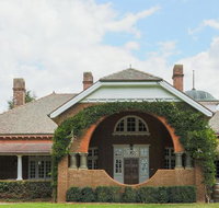 Petersons Armidale Winery and Guesthouse - ACT Tourism