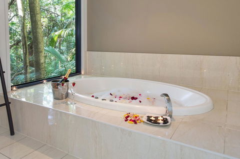 Pethers Rainforest Retreat - ACT Tourism 2