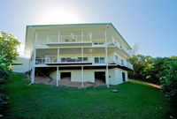 Picturesque on Passage - Shute Harbour