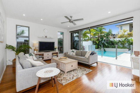 PIRIE BEACH House - ACT Tourism 3