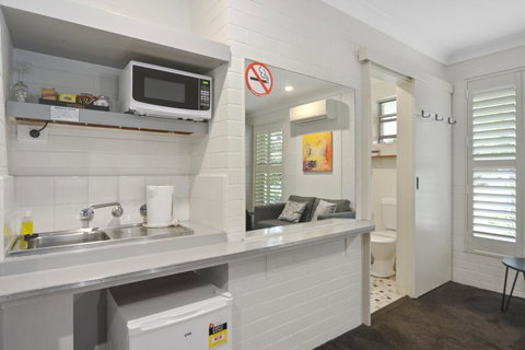 Pleasant Way River Lodge - ACT Tourism 1