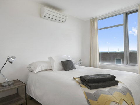 POINT GREY APARTMENT 2 - Ocean VIews With Wifi - ACT Tourism 1