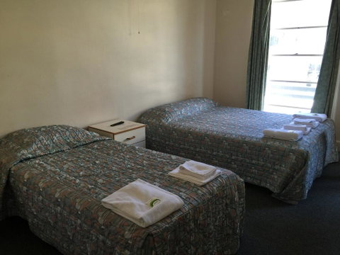 Port Macquarie Hotel - ACT Tourism 1