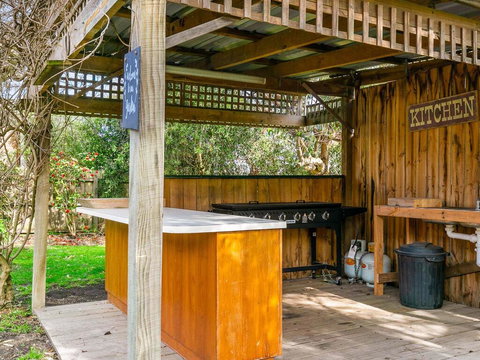 Powlett Place - ACT Tourism 3