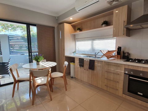 Prime Time Stays - Maylands Boutique Apartment - ACT Tourism 2