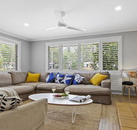 Pure Salt - beach house with pool 300m to beach - ACT Tourism