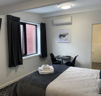 Queens Arms Hotel - ACT Tourism