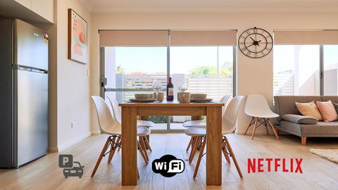 Quiet Garden City Unit - Free WiFi & Parking - ACT Tourism 0