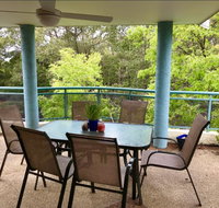 Quiet North Parra Apartment Rooms across from Park - ACT Tourism